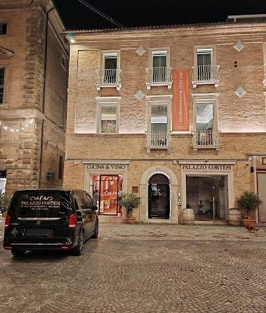 Palazzo Cortesi Macerata Exterior photo